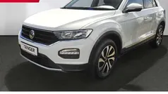 Pure white Gebraucht 2021 VW T-Roc Active SUV | 22.380 € (Fairer Preis)