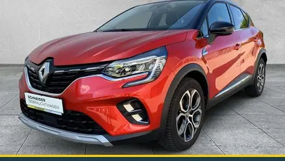 Rot Gebraucht 2023 Renault Captur Techno SUV | 18.490 € (Fairer Preis)