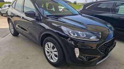 Schwarz Gebraucht 2024 Ford Kuga Cool & Connect SUV | 25.990 € (Guter Preis)