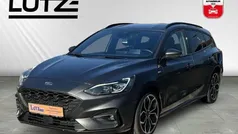 Grau Gebraucht 2021 Ford Focus ST-Line X Kombi | 18.555 € (Fairer Preis)
