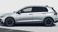 Gebraucht 2025 VW Golf VIII R-line Limousine | 36.529 € (Fairer Preis)
