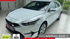 Carraraweiss Neu 2025 Kia Ceed Kleinwagen | 23.470 € (Fairer Preis)