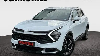 Weiss (casa white) Gebraucht 2024 Kia Sportage Comfort SUV | 26.979 € (Superpreis)
