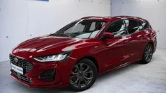 Rot Gebraucht 2024 Ford Focus ST-Line X Limousine | 29.490 € (Fairer Preis)