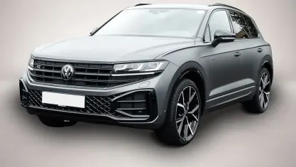 Gebraucht VW Touareg R-line 286 PS (210 kW) 2025 Grau SUV