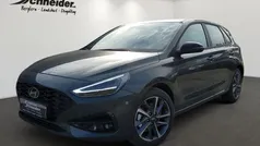 Grün Gebraucht 2024 Hyundai i30 Advantage Limousine | 21.490 € (Guter Preis)