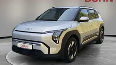 Ivory silber Gebraucht 2025 Kia EV3 3 SUV | 33.790 € (Fairer Preis)