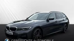 Grau Gebraucht 2022 BMW 330 M Sport Kombi | 39.998 € (Guter Preis)