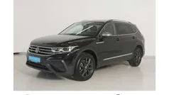 Deep black perleffekt Gebraucht 2024 VW Tiguan Allspace Move SUV | 41.980 € (Superpreis)