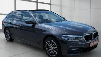 Gebraucht BMW 530 Sport Line 265 PS (194 kW) 2017 Sophistograu metallic effekt Kombi