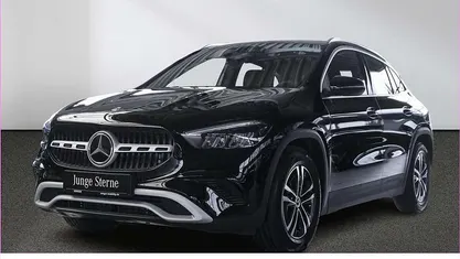 Gebraucht Mercedes GLA200 163 PS (119 kW) 2024 Unilack nachtschwarz SUV