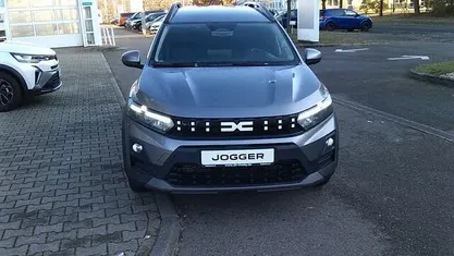 Neu Dacia Jogger Journey 110 PS (80 kW) 2026 Grau Van / Kleinbus