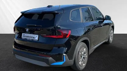 Gebraucht BMW iX1 Performance 230 kW (313 PS) 2023 Schwarz uni SUV