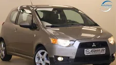 Grau Gebraucht 2010 Mitsubishi Colt Kleinwagen | 1.999 €