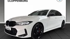 Weiß Gebraucht 2024 BMW 330 M Sport Limousine | 48.890 € (Fairer Preis)
