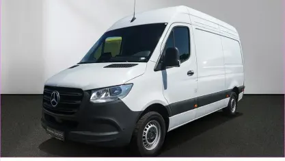 Gebraucht Mercedes Sprinter 170 PS (125 kW) 2025 Weiß Van
