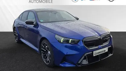Marina bay blau metallic Gebraucht 2025 BMW M5 Performance Limousine | 116.500 €