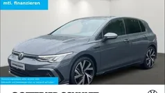 Grau Gebraucht 2022 VW Golf VIII R-line Limousine | 24.495 € (Guter Preis)