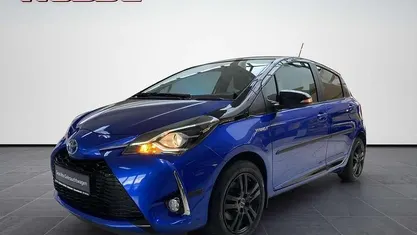 Gebraucht Toyota Yaris Hybrid Style 101 PS (74 kW) 2017 Kleinwagen