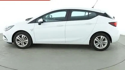 Gebraucht Opel Astra 150 PS (110 kW) 2019 Weiß Limousine