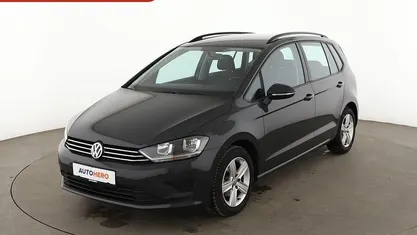 Grau Gebraucht 2016 VW Golf Sportsvan Comfortline Van / Kleinbus | 13.950 € (Fairer Preis)
