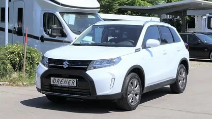 Silky silver Gebraucht 2025 Suzuki Vitara GL SUV | 20.980 € (Superpreis)