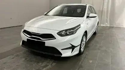 Gebraucht Kia Ceed Sportswagon Vision 136 PS (100 kW) 2023 Weiß Kombi