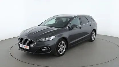 Używany Ford Mondeo Titanium 165 KM (121 kW) 2019 Szary Kombi