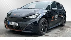 Midnight schwarz Gebraucht 2024 Cupra Born Kleinwagen | 35.880 € (Fairer Preis)