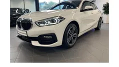 Weiß Gebraucht 2021 BMW 118 Sport Line Kleinwagen | 20.250 € (Fairer Preis)