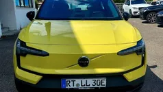 Moss yellow Gebraucht 2024 Volvo EX30 Performance SUV | 45.980 € (Guter Preis)