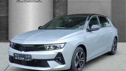 Usata Opel Astra 131 CV (96 kW) 2025 Argento Utilitaria