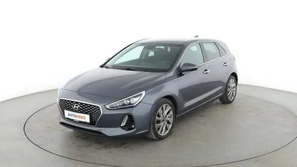 Grau Gebraucht 2017 Hyundai i30 Style Limousine | 13.790 € (Fairer Preis)
