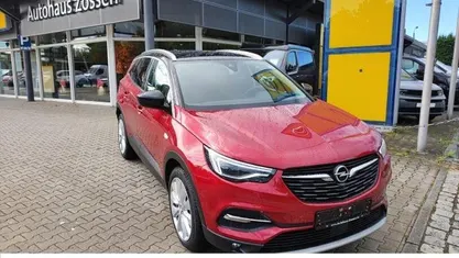 Rot Gebraucht 2020 Opel Grandland X Ultimate SUV | 18.950 € (Fairer Preis)