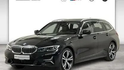Gebraucht BMW 320 Luxury Line 190 PS (139 kW) 2022 Saphirschwarz Kombi