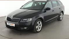 Schwarz Gebraucht 2015 Skoda Octavia Style Kombi | 13.600 € (Fairer Preis)