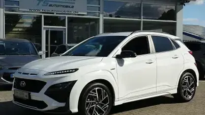 Używany Hyundai Kona N Line 199 KM (146 kW) 2023 Biały SUV