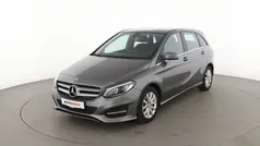 Grau Gebraucht 2017 Mercedes B180 Style Van / Kleinbus | 16.990 € (Fairer Preis)