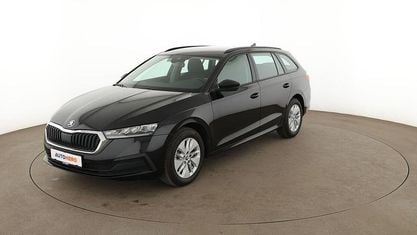 Używany Skoda Octavia 2024 Czarny Kombi