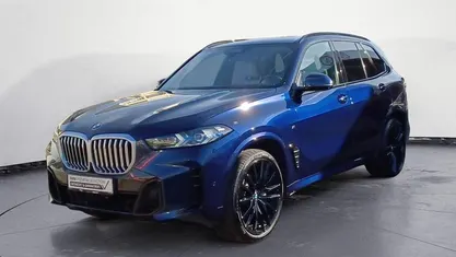 Blau Gebraucht 2024 BMW X5 M Sport SUV | 75.720 € (Superpreis)