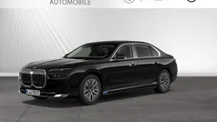 Saphirschwarz metallic Gebraucht 2024 BMW i7 Limousine | 83.800 € (Superpreis)