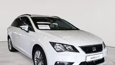 Weiß Gebraucht 2020 Seat Leon ST Style Kombi | 13.590 € (Guter Preis)
