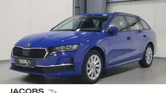 Blau Gebraucht 2024 Skoda Octavia Selection Kombi | 30.485 € (Guter Preis)