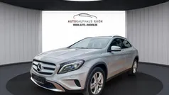Silber Gebraucht 2016 Mercedes GLA200 SUV | 16.490 € (Fairer Preis)