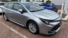 Grau Gebraucht 2024 Toyota Corolla Comfort Kombi | 26.400 € (Fairer Preis)