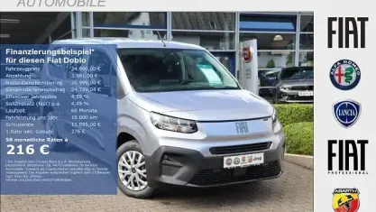 Neu Fiat Doblò Comfort 131 PS (96 kW) 2025 Maestro grau metallic Van / Kleinbus