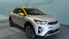 Silber Gebraucht 2023 Kia Stonic Spirit SUV | 21.480 € (Fairer Preis)