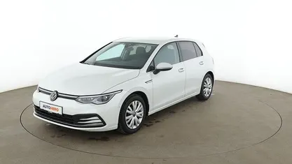 Gebraucht VW Golf VIII Style 150 PS (110 kW) 2022 Weiß Limousine