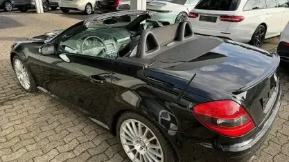 Używany Mercedes SLK55 AMG AMG 360 KM (264 kW) 2006 Czarny Kabriolet