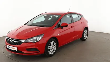 Rot Gebraucht 2017 Opel Astra Edition Limousine | 9.940 € (Fairer Preis)
